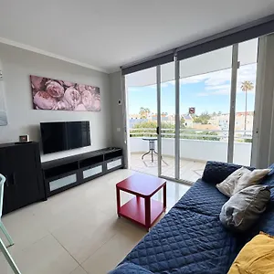 https://estudio-puerta-azul.tenerifehoteles.net