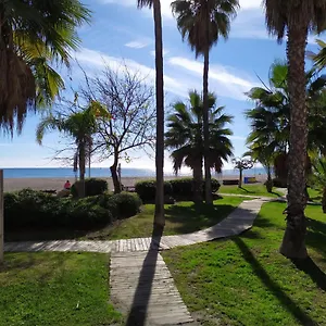 https://benalmadena-piscis-sun-beach.1costadelsol.com